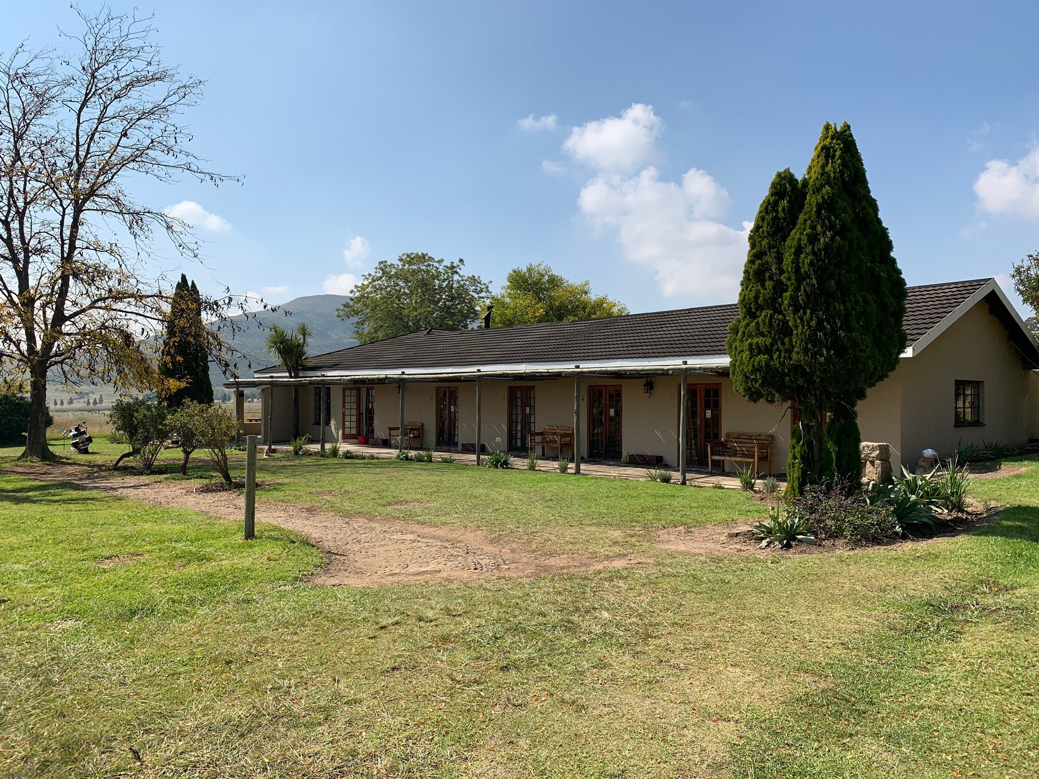 Social Weaver Country Lodge-官方