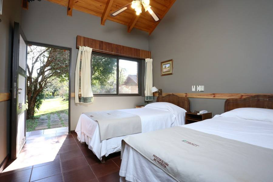 Hotel Cabañas del Parque主图