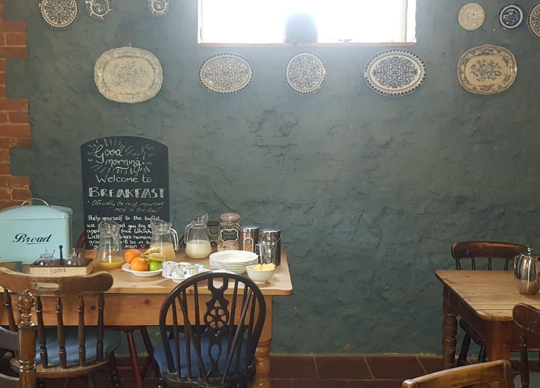 The Three Horseshoes主图