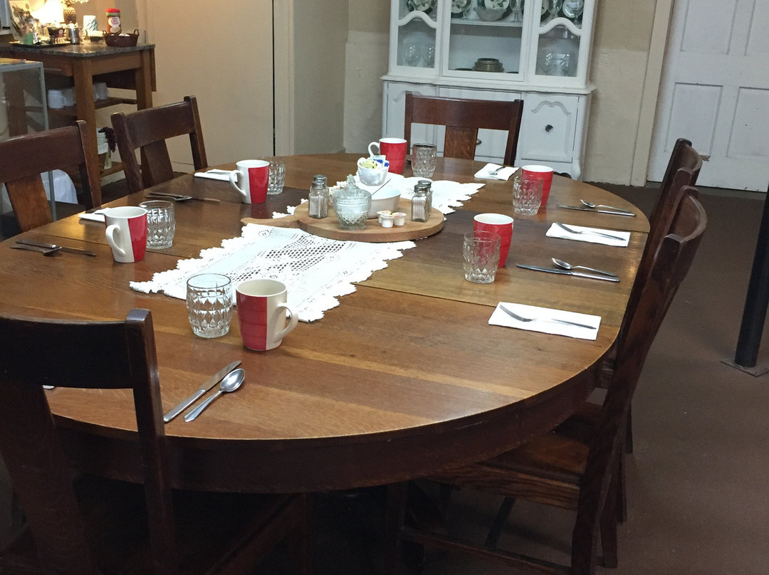 Old School on the Hill B&B主图