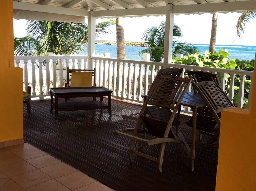 Oualiri Beach Hotel主图