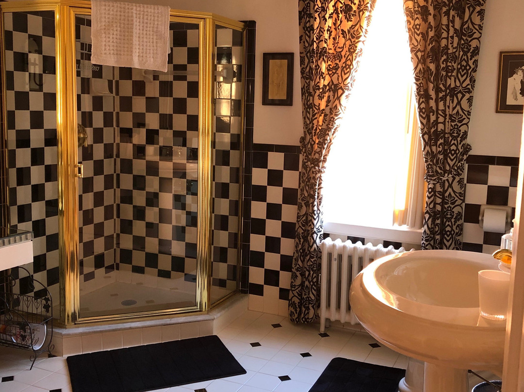 Hill House Bed and Breakfast主图