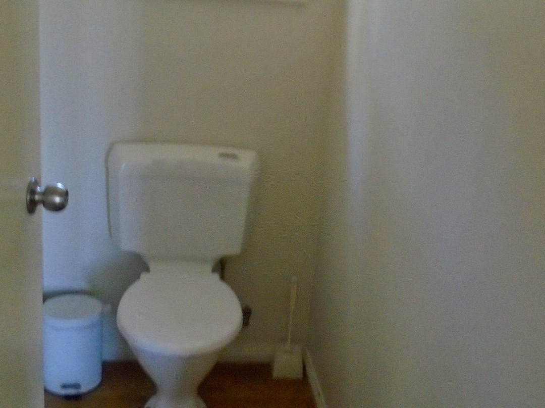 布鲁尼岛酒店主图