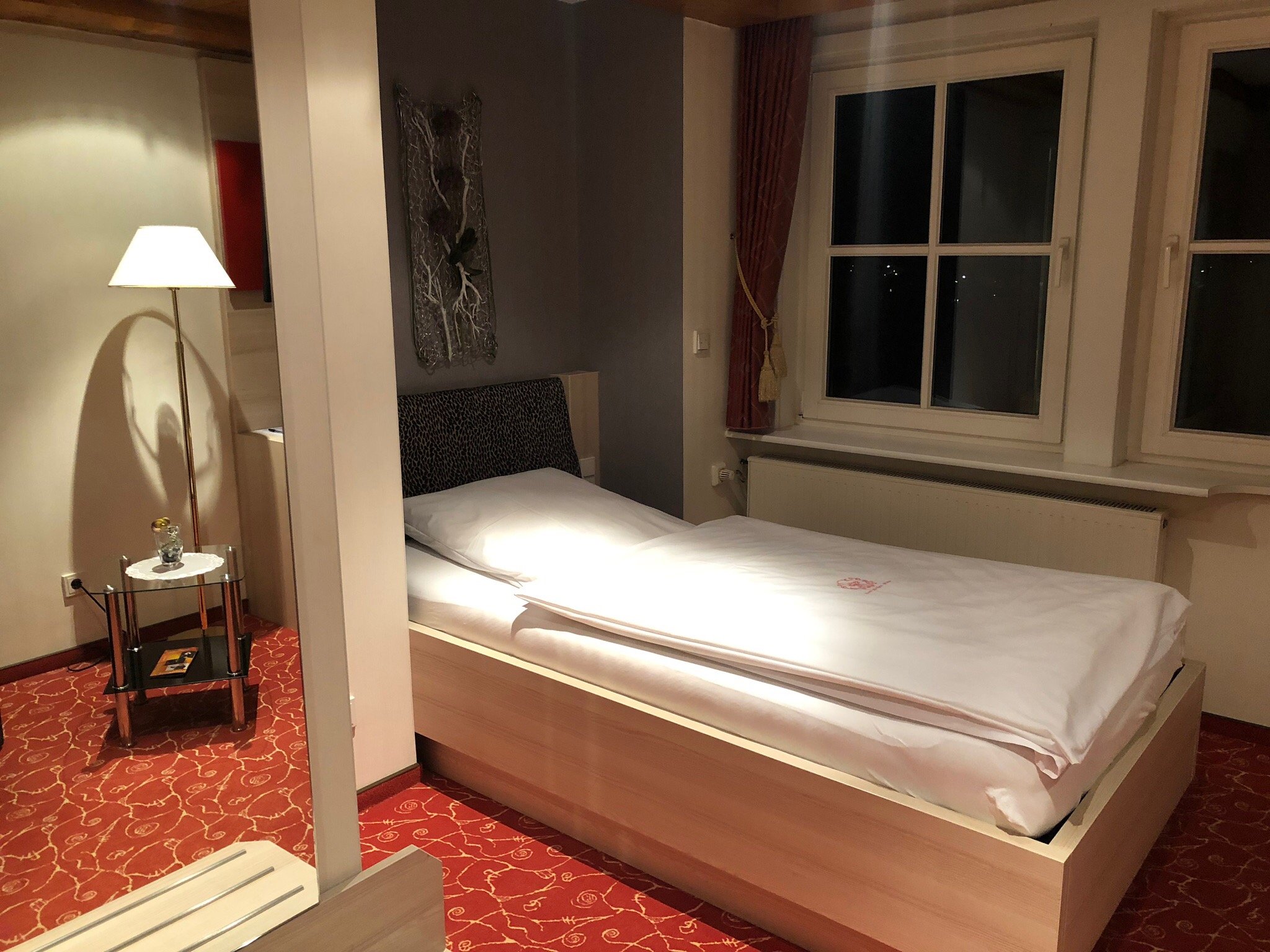 Hotel Zum Weisse Stein-官方