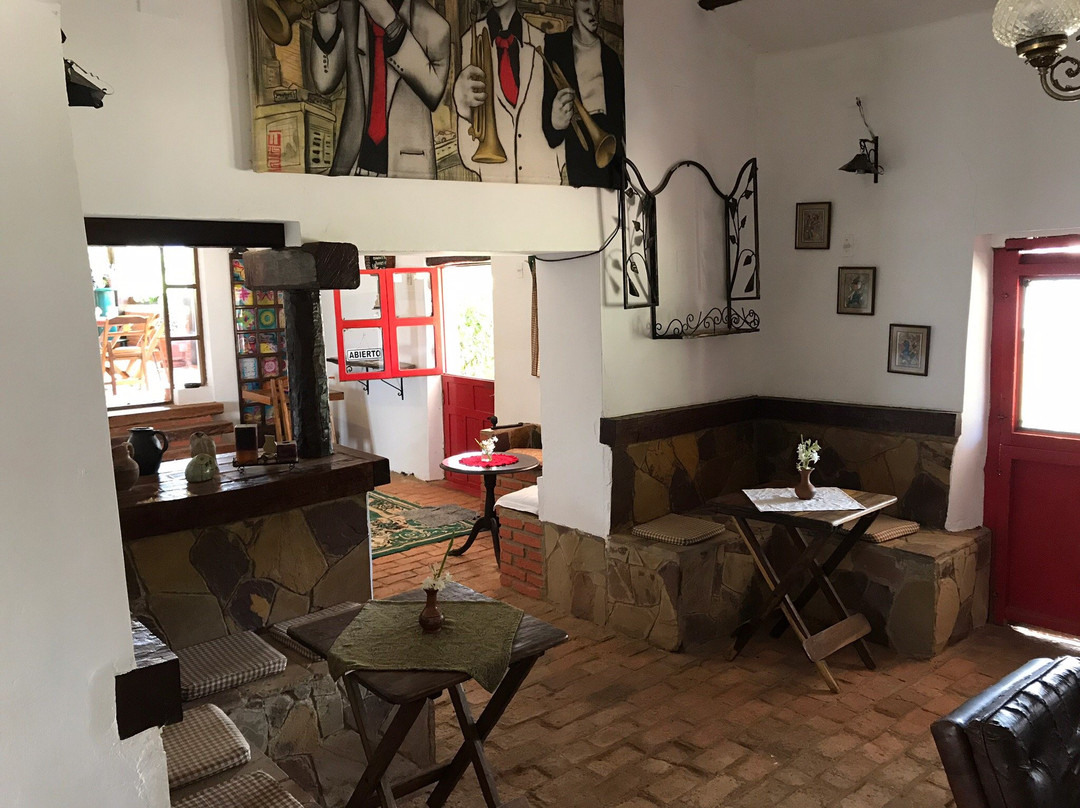 Nomada Hostel Resto Cafe主图