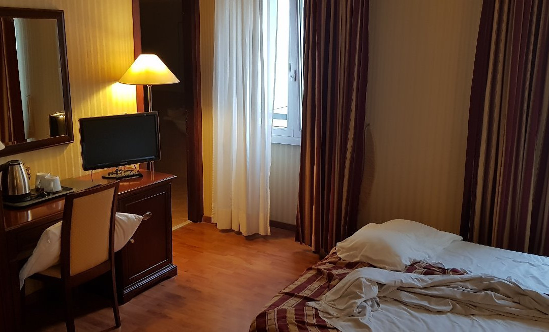 Hotel Benaco主图
