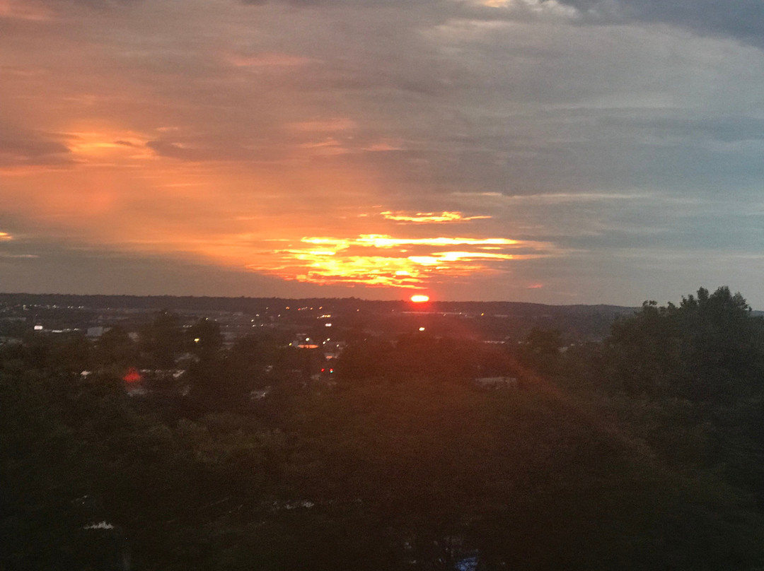 Clarion Hotel - Cincinnati North