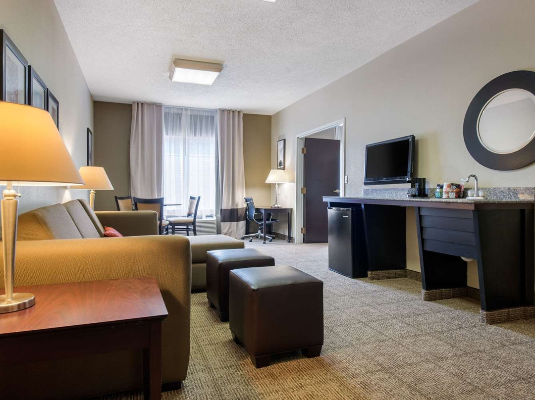 Comfort Suites主图