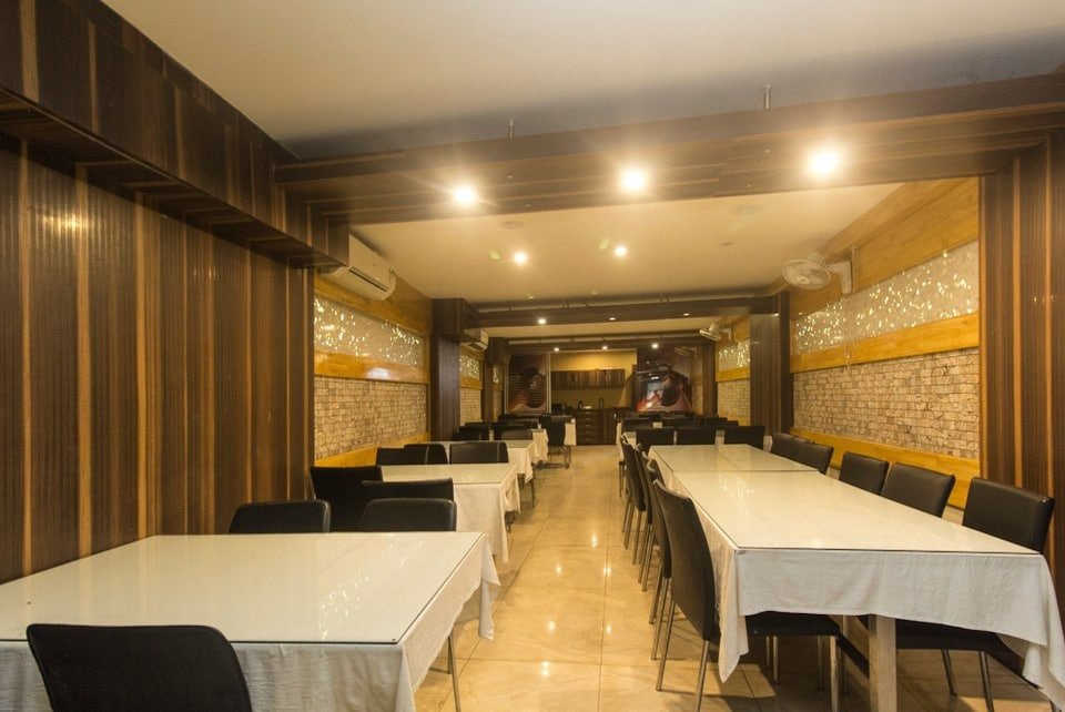 OYO 12305 Raj Residency主图