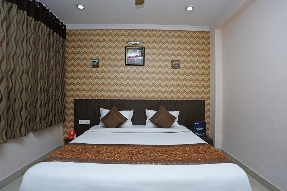 OYO 4471 Hotel Rajmahal主图