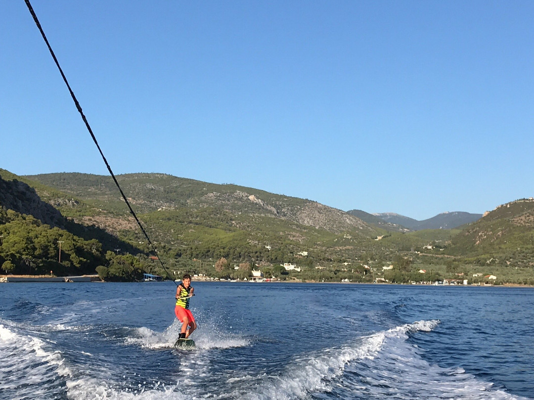 The Lake Water Sports Club-路特奇必去景点