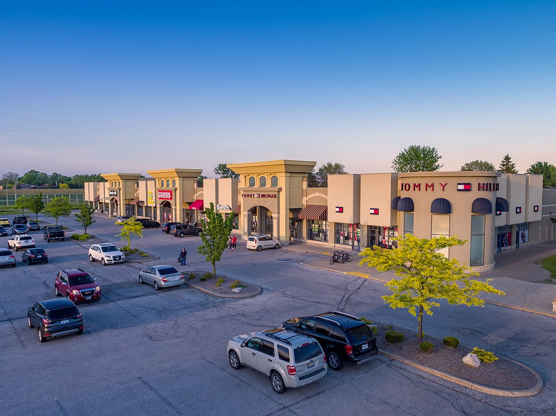 Windsor Crossing Premium Outlets-LaSalle必去景点