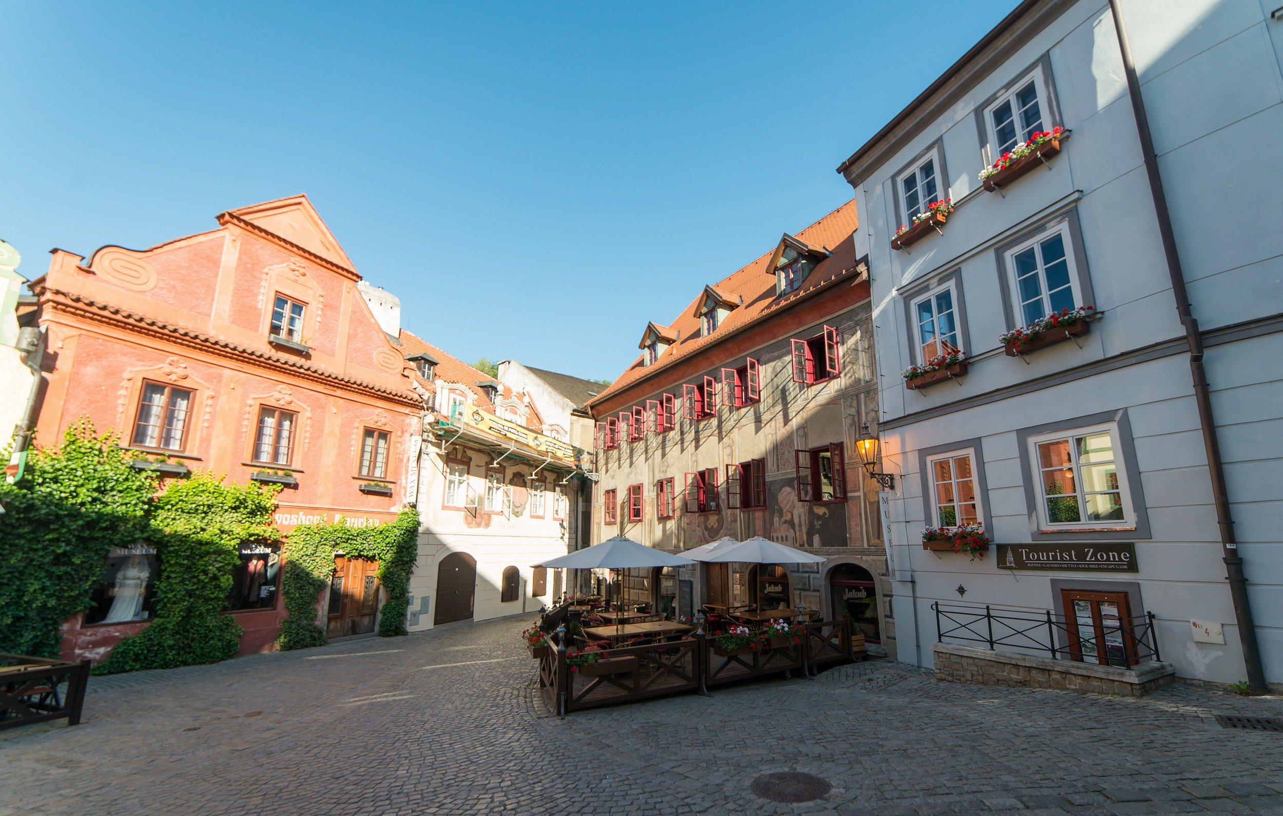 李奥纳多酒店-官方