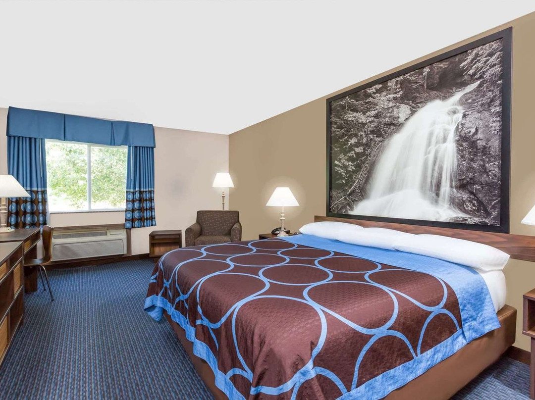 Super 8 by Wyndham El Dorado主图