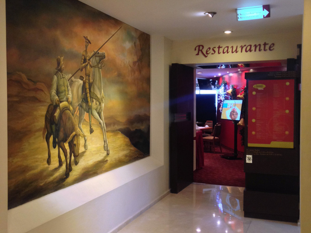 Hotel Villa Quijotes主图