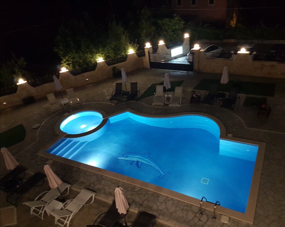 Diwani Luxury Villas-泳池