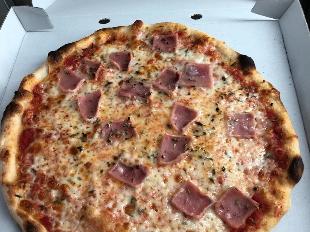 Pizzería Artesanal Biancamano