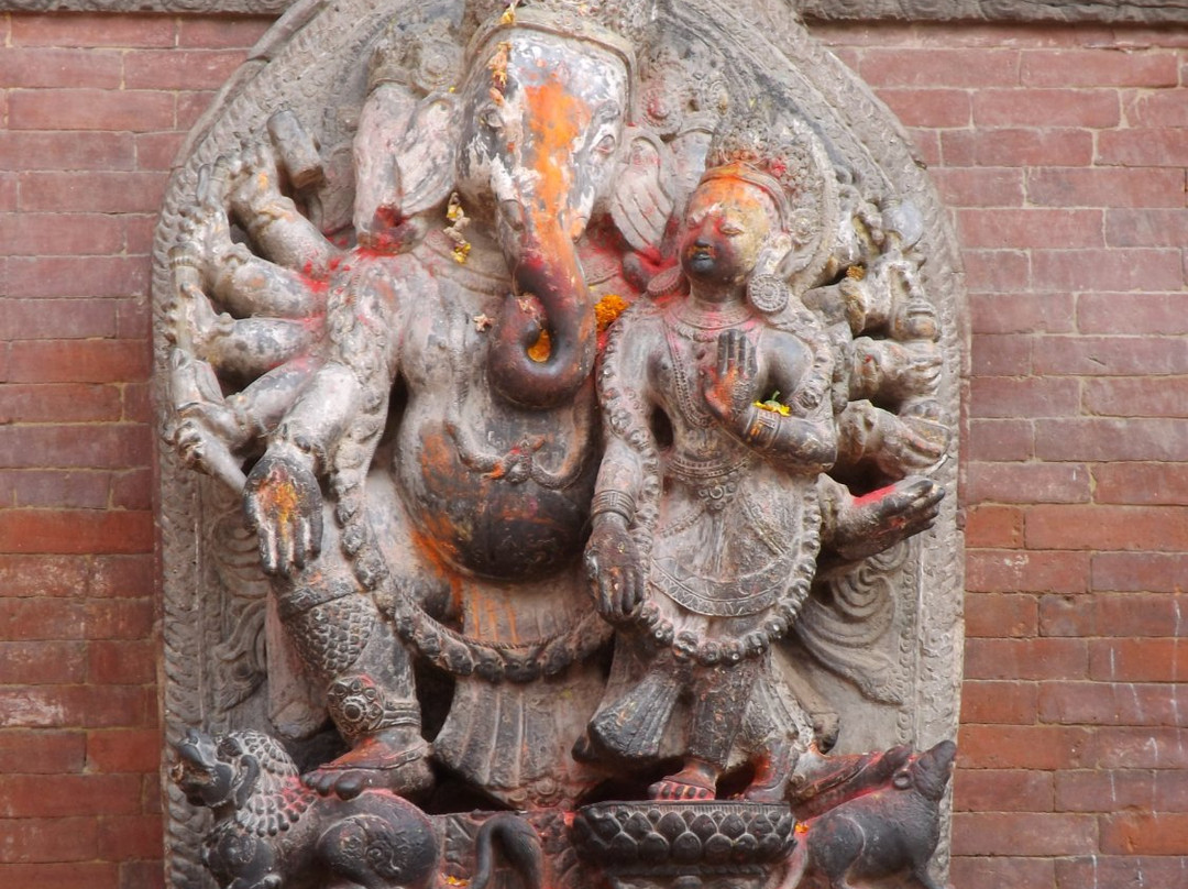 Temple and Statue of King Narasimha-帕坦（拉利特浦）必去景点