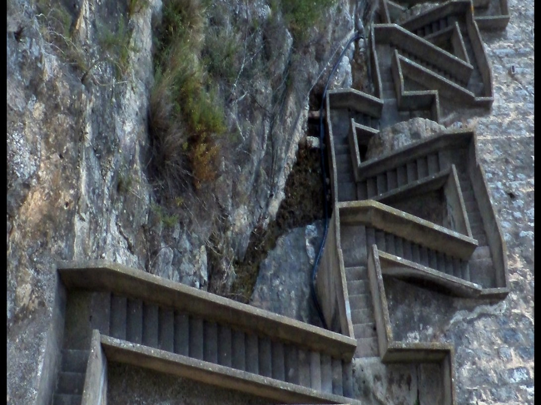 Embalse de Sichar景点图片