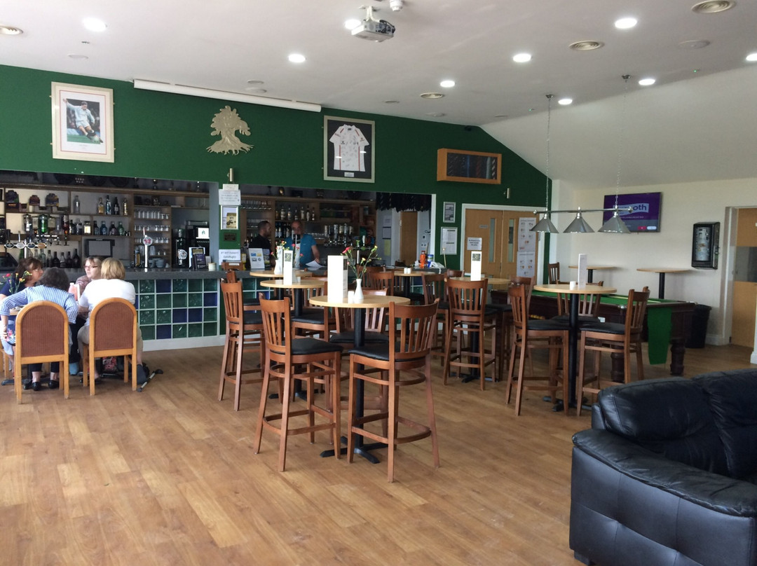 Wembury餐馆和美食-Acorn Cafe at Albion Oaks Rugby Ground Staddiscombe Plymouth