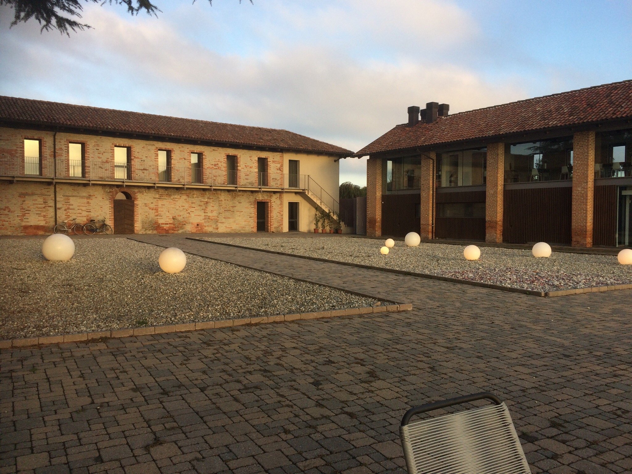 Cascina Langa Space-官方