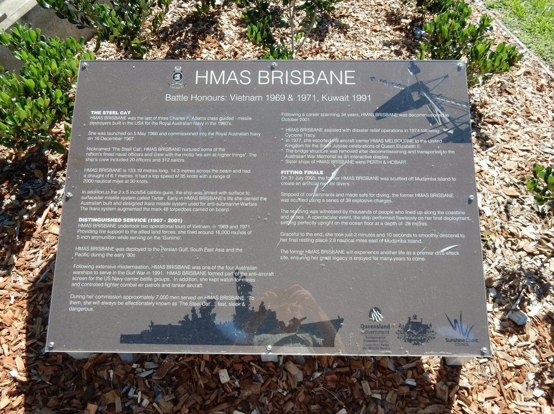 HMAS Brisbane Lookout景点图片