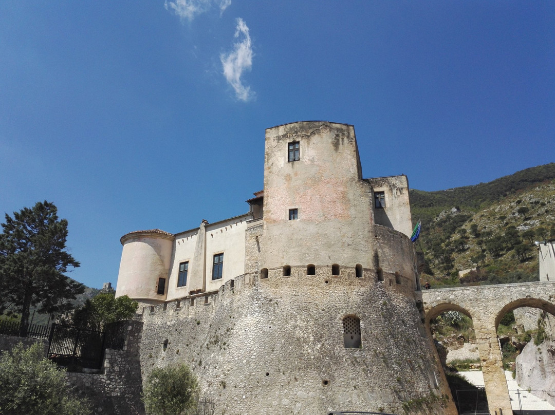 Castello Pandone Venafro景点图片