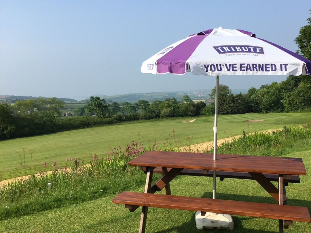 Morval餐馆和美食-Looe Golf Club