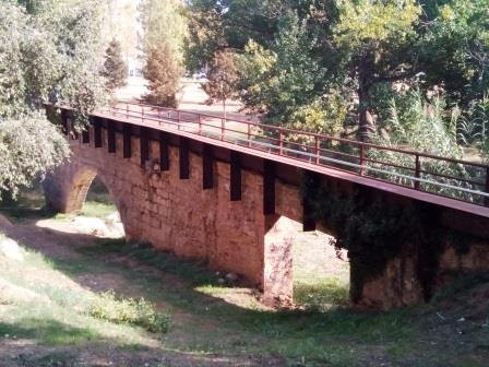 Pont de Can Vernet景点图片