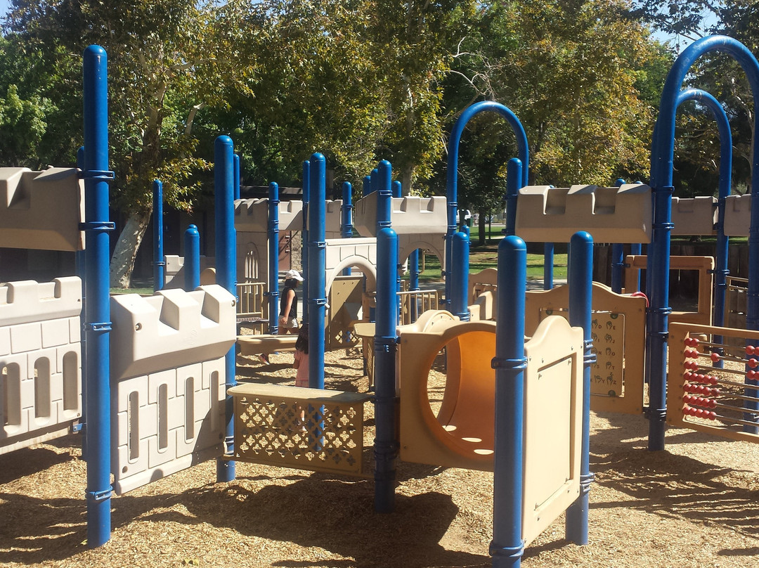 Sgt. Steve Owen Memorial Park-兰开斯特必去景点