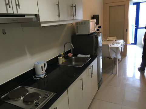 马尼拉IECASA海边酒店式公寓主图