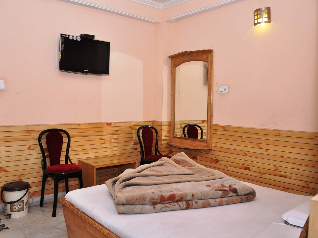 Shimla Holiday inn主图