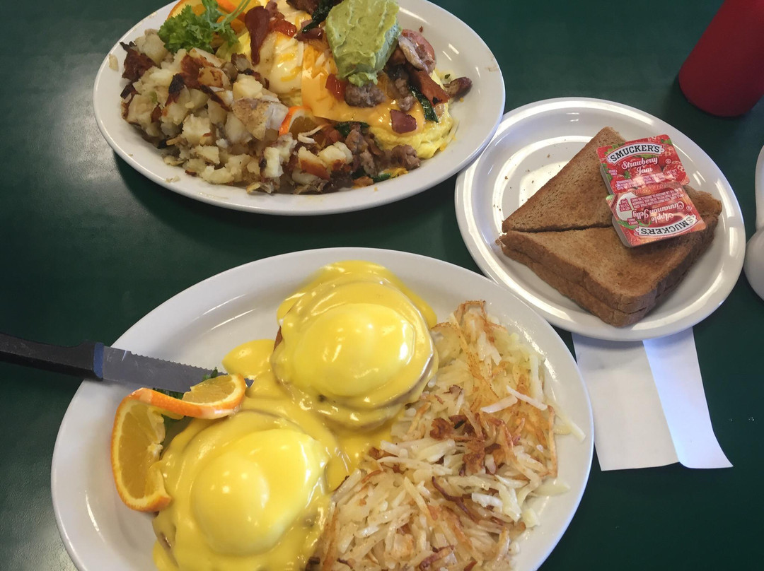 特哈查比餐馆和美食-Henry's Cafe