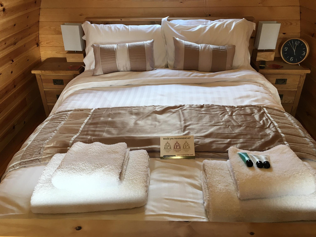 Pentreclawdd Farm Camping Pods