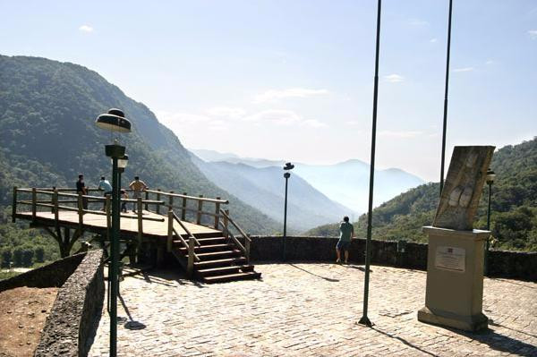 Serra Dona Francisca