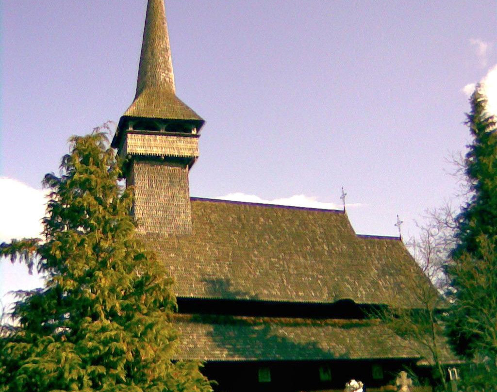 Poienile Izei Church of Saint Parascheva景点图片