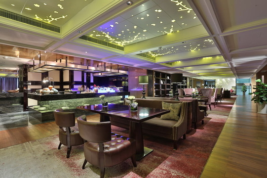 成都新希望高新皇冠假日酒店主图