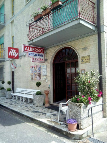 Cossignano餐馆和美食-Albergo Ristorante Elvira