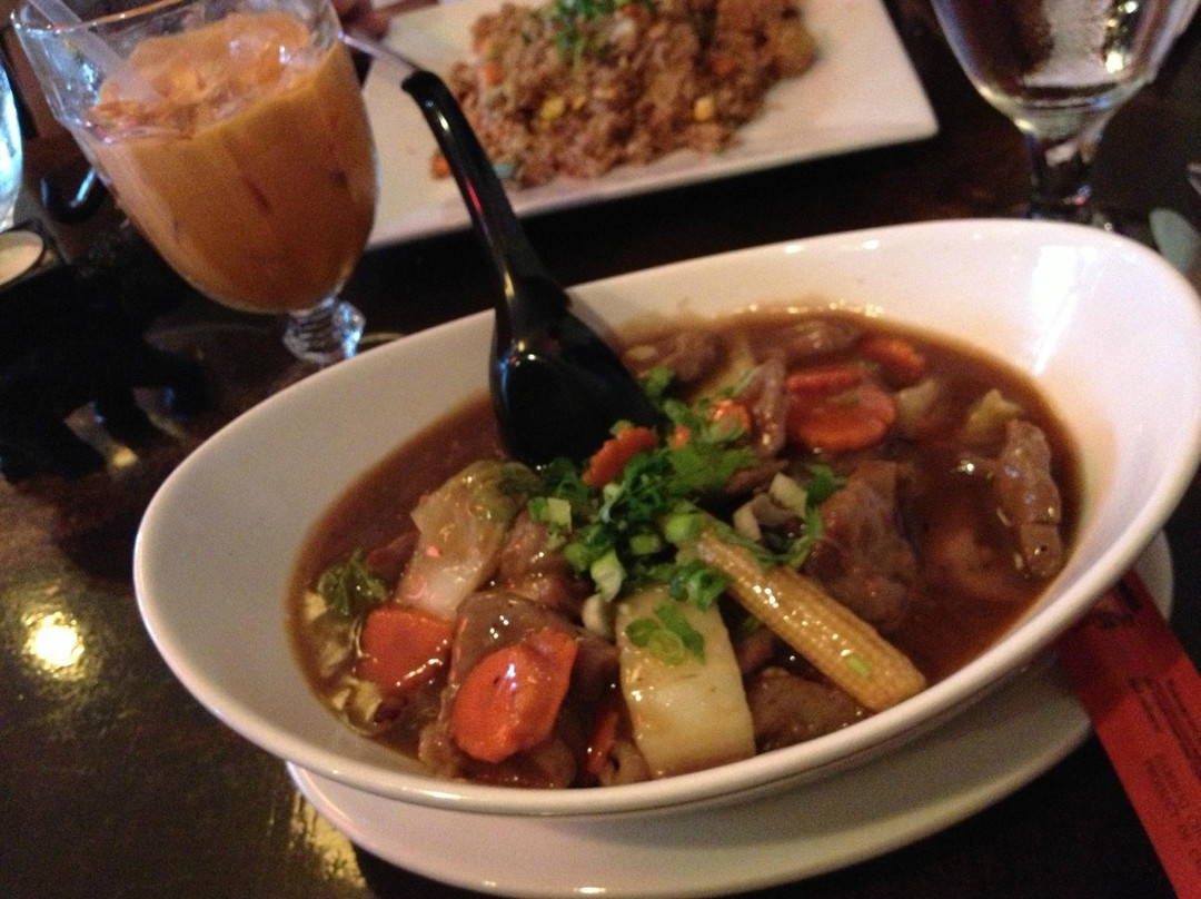 Hulmevill餐馆和美食-Thai Chef & Noodle Fusion - Penndel