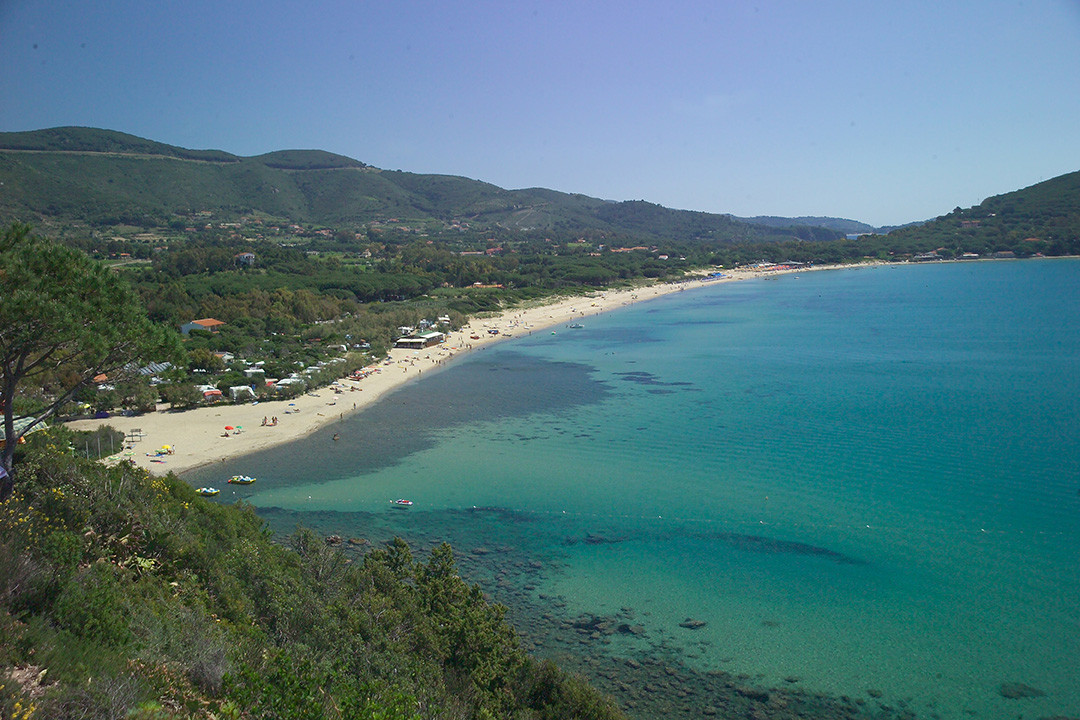 Spiaggia di Lacona景点图片