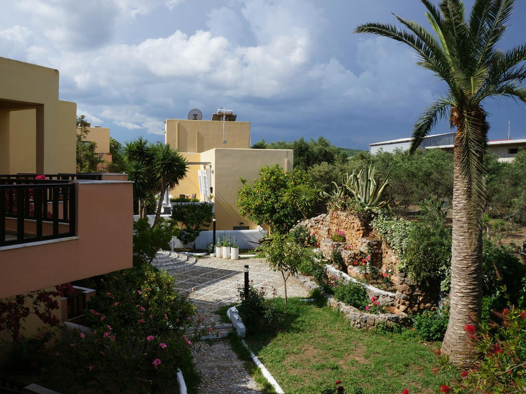 Hotel Pergamos Village主图