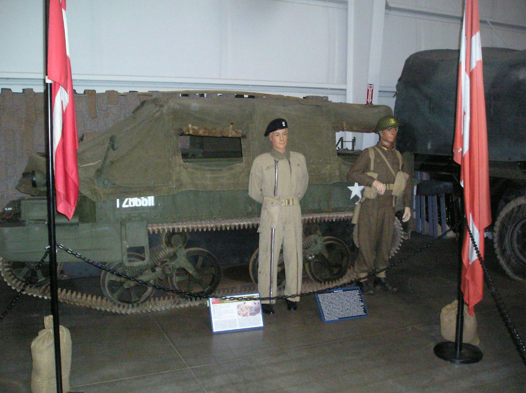 National Military History Center景点图片