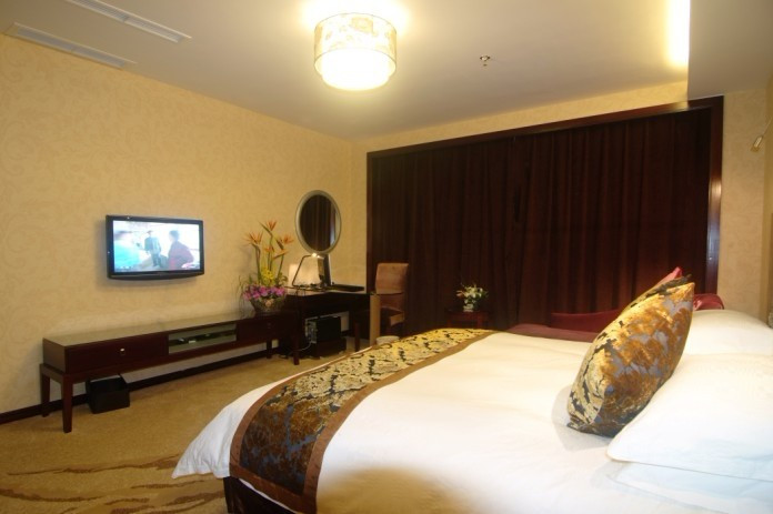 半岛星际酒店主图