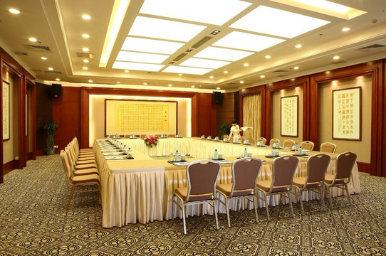 常熟虞城大酒店主图