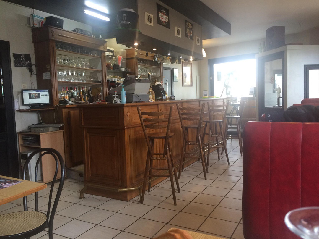 Herseaux餐馆和美食-Le Pierrot