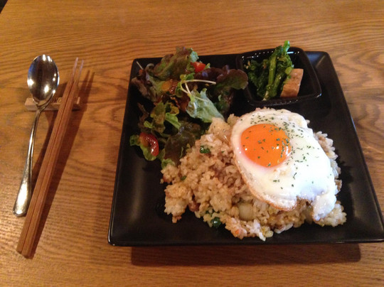 广陵町餐馆和美食-Cafeomoya