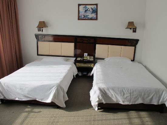 君豪大酒店主图