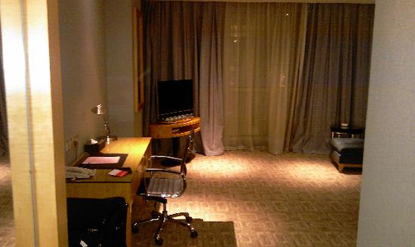 新词大酒店主图