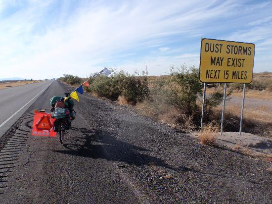 Bowlin's Akela Flats Trading Post-Deming必去景点