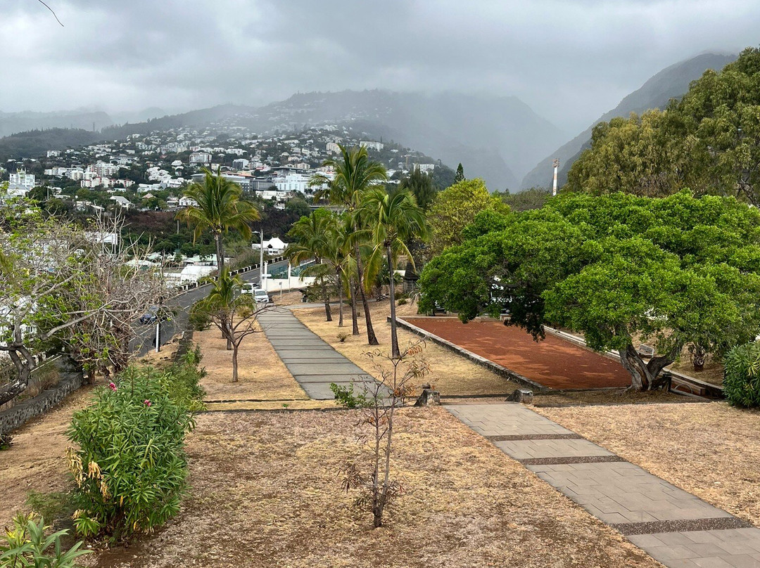 Mausolées De La Redoute-圣丹尼必去景点